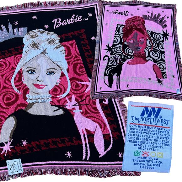 The Northwest Company Uptown Barbie Cat Tapestry Throw Blanket